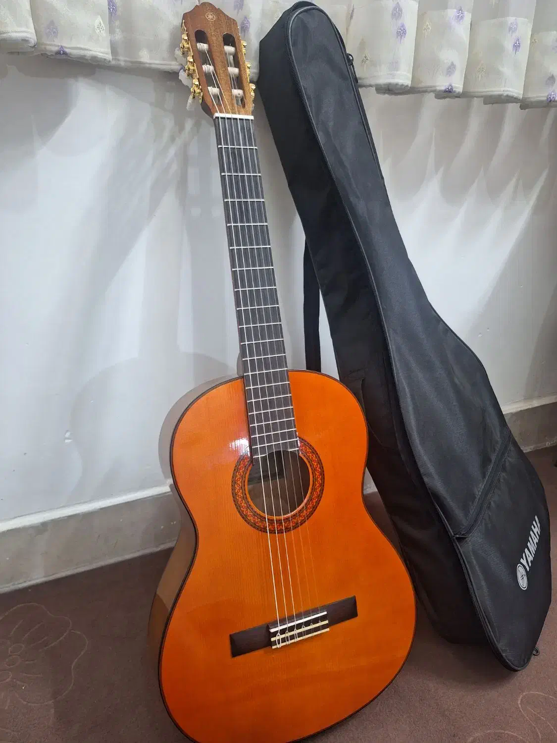 گیتار یاماها c70 نو|گیتار، بیس، امپلیفایر|مشهد, هفده شهریور|دیوار