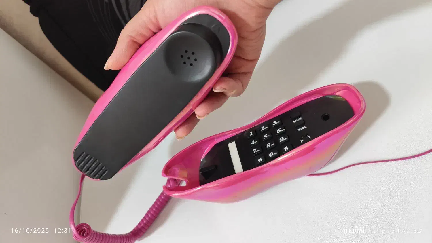 تلفن سالم فانتزی طرح لب|تلفن رومیزی|شهرکرد, |دیوار