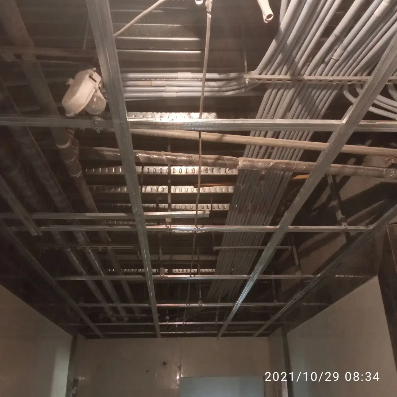 سقفهای کاذب کناف دیوارپوش کفپوش|خدمات پیشه و مهارت|کرمانشاه, |دیوار