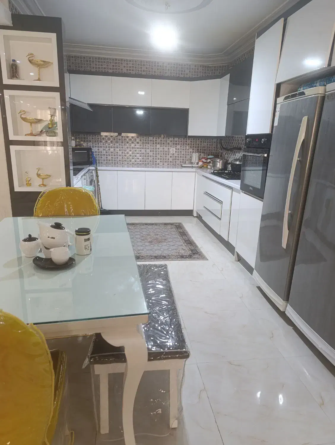 فروش آپارتمان مسکونی دو طبقه|فروش آپارتمان|سیرجان, |دیوار