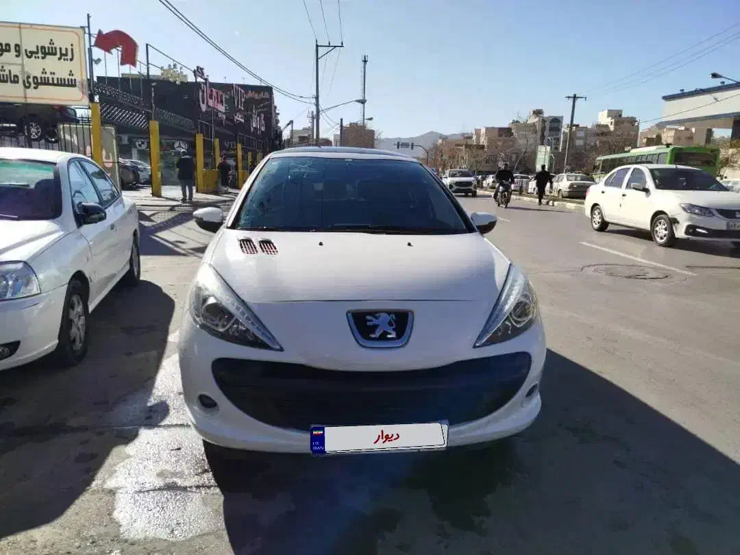 207 پانا مدل 1402|خودرو سواری و وانت|مشهد, مقدم|دیوار