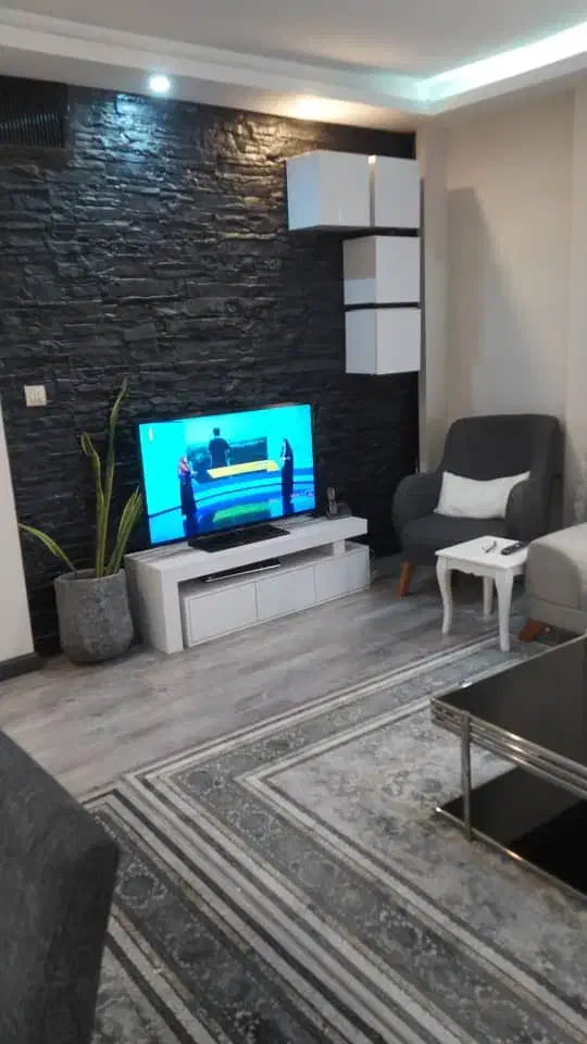 ۹۰ متر با پارکینگ (میدان۵۴ )