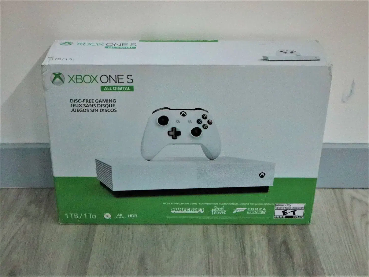Xbox One S ایکس باکس وان|کنسول، بازی ویدئویی و آنلاین|اندیشه, اندیشه فاز ۳|دیوار