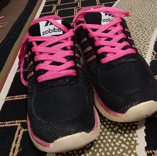 کفش کتانی پسرانه ودخترانه(عمده وتکی درحد رایگان)|کیف، کفش، کمربند|قم, شاه سید علی|دیوار