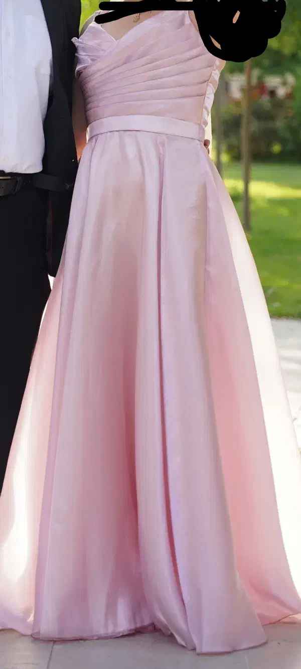 لباس مجلسی|لباس|خرمآباد, |دیوار