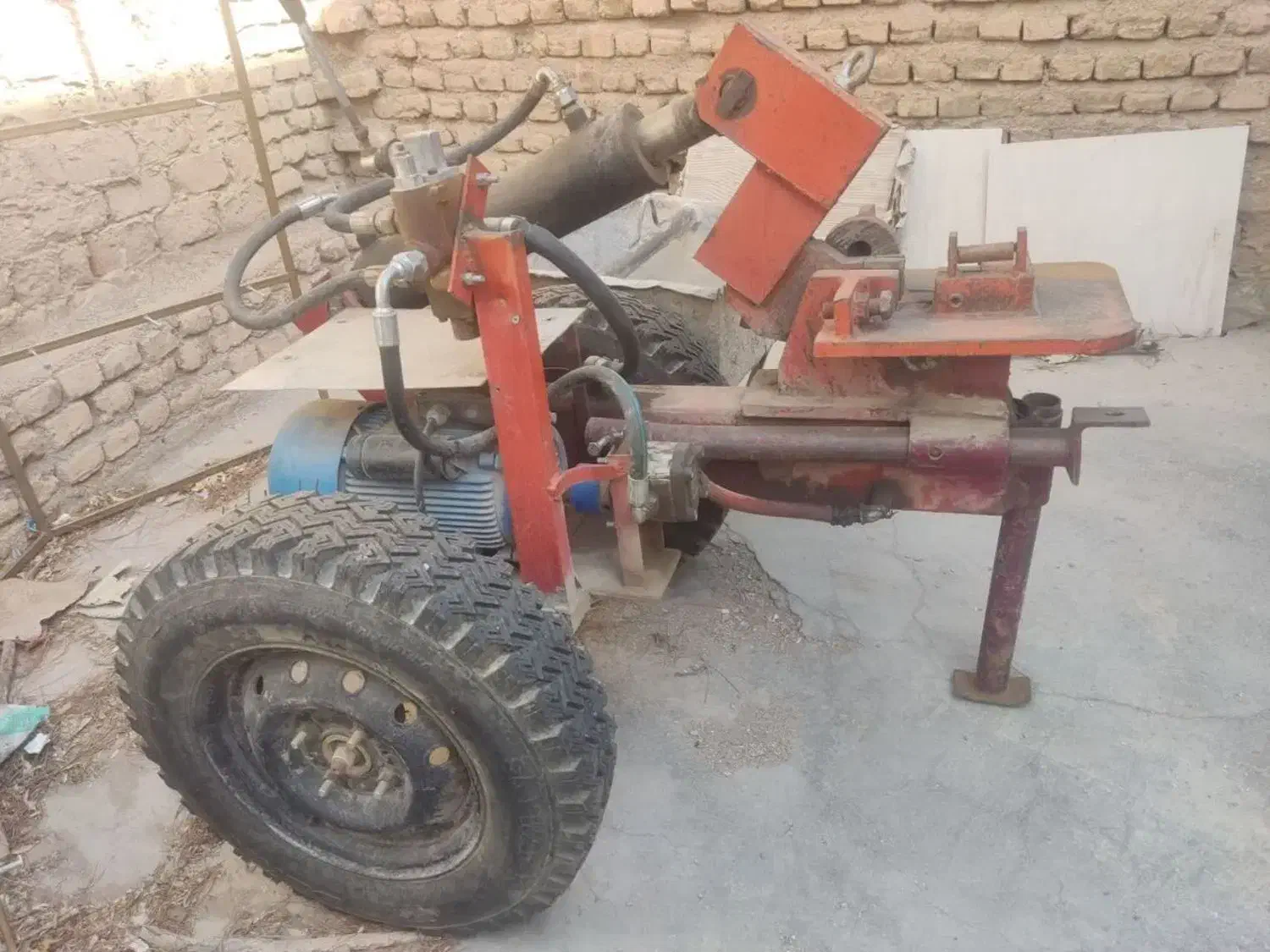 قیچی میلگرد،بتونیر،بالابر|ماشینآلات صنعتی|گرگان, |دیوار