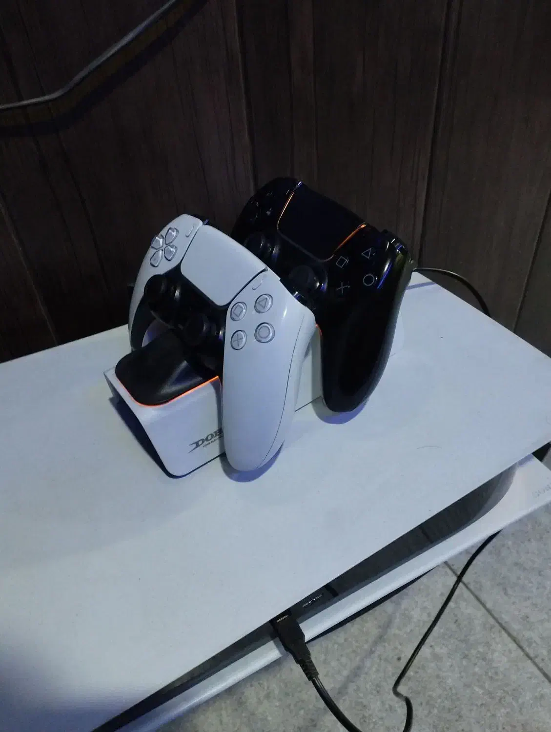 پایه شارژر ps5 dobe فست شارژ|کنسول، بازی ویدئویی و آنلاین|شیراز, شهرک مفتح|دیوار