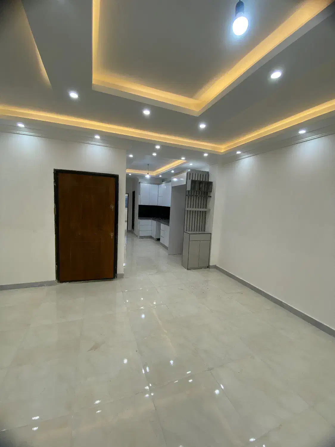 خانه کلید نخورده ابتدای جماران|فروش خانه و ویلا|رشت, کوی فکوری|دیوار