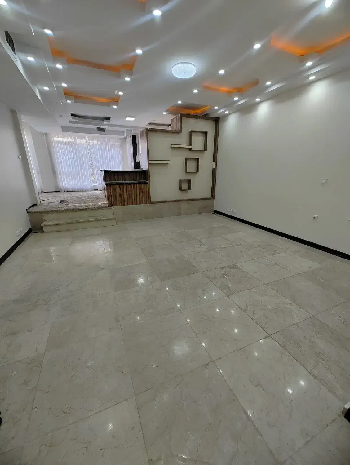 ۱۱۰متر/۲خ/فول امکانات ۵ساله شیک/تکواحدی