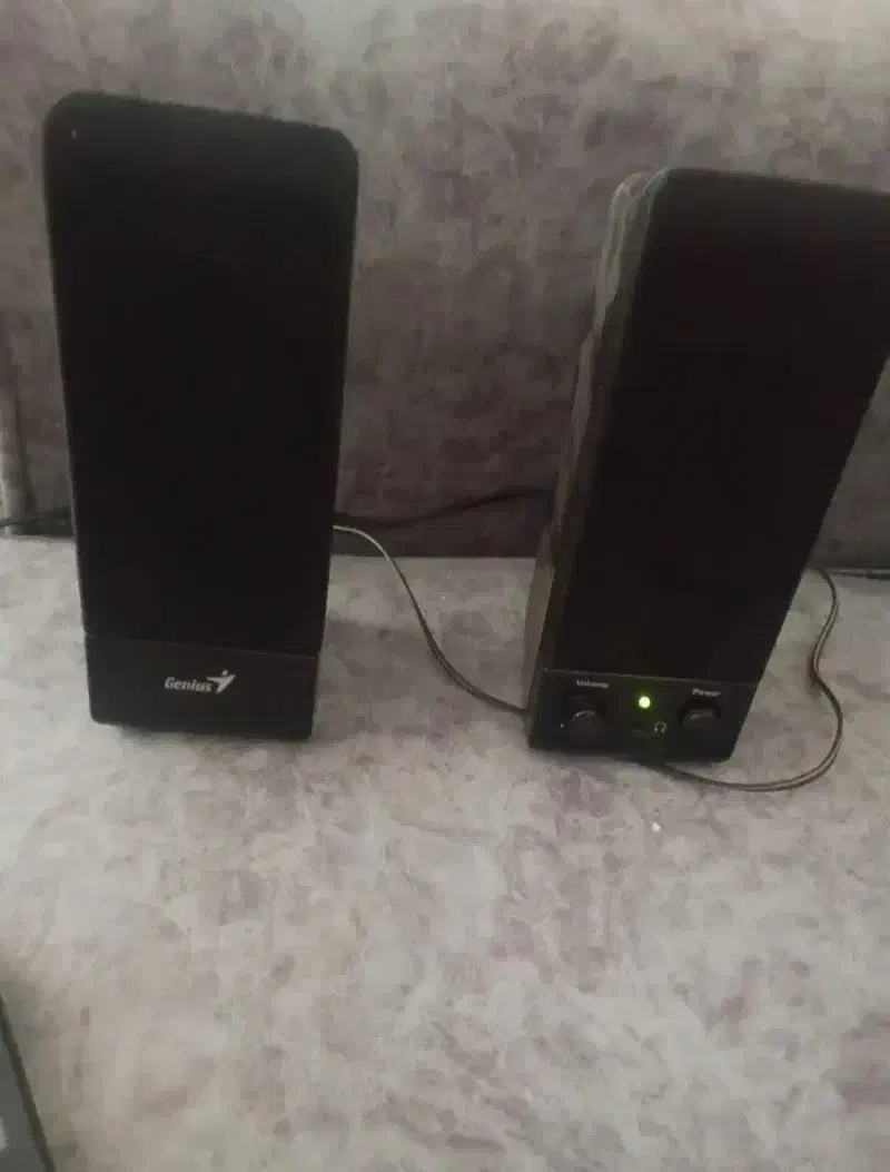 اسپیکر لبتاب و کامپیوتر|قطعات و لوازم جانبی رایانه|شیراز, صاحب الزمان|دیوار