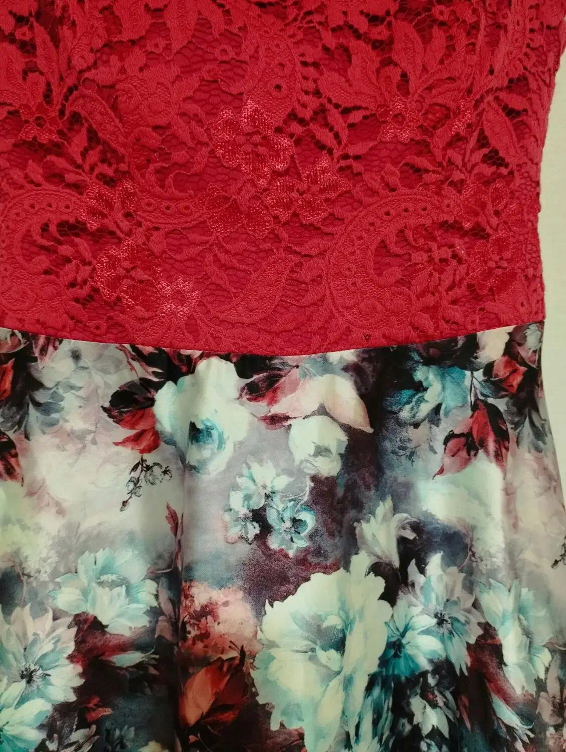 دو عدد پیراهن مجلسی دخترانه|لباس|همدان, |دیوار