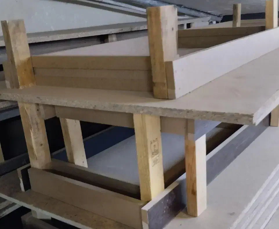 دو عدد کفی تخت نئوپان|تخت و سرویس خواب|شیراز, شهرک بهشتی|دیوار