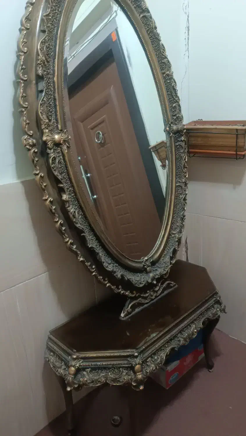 میز آینه|بوفه، ویترین، کنسول|قدس, شهرقدس|دیوار