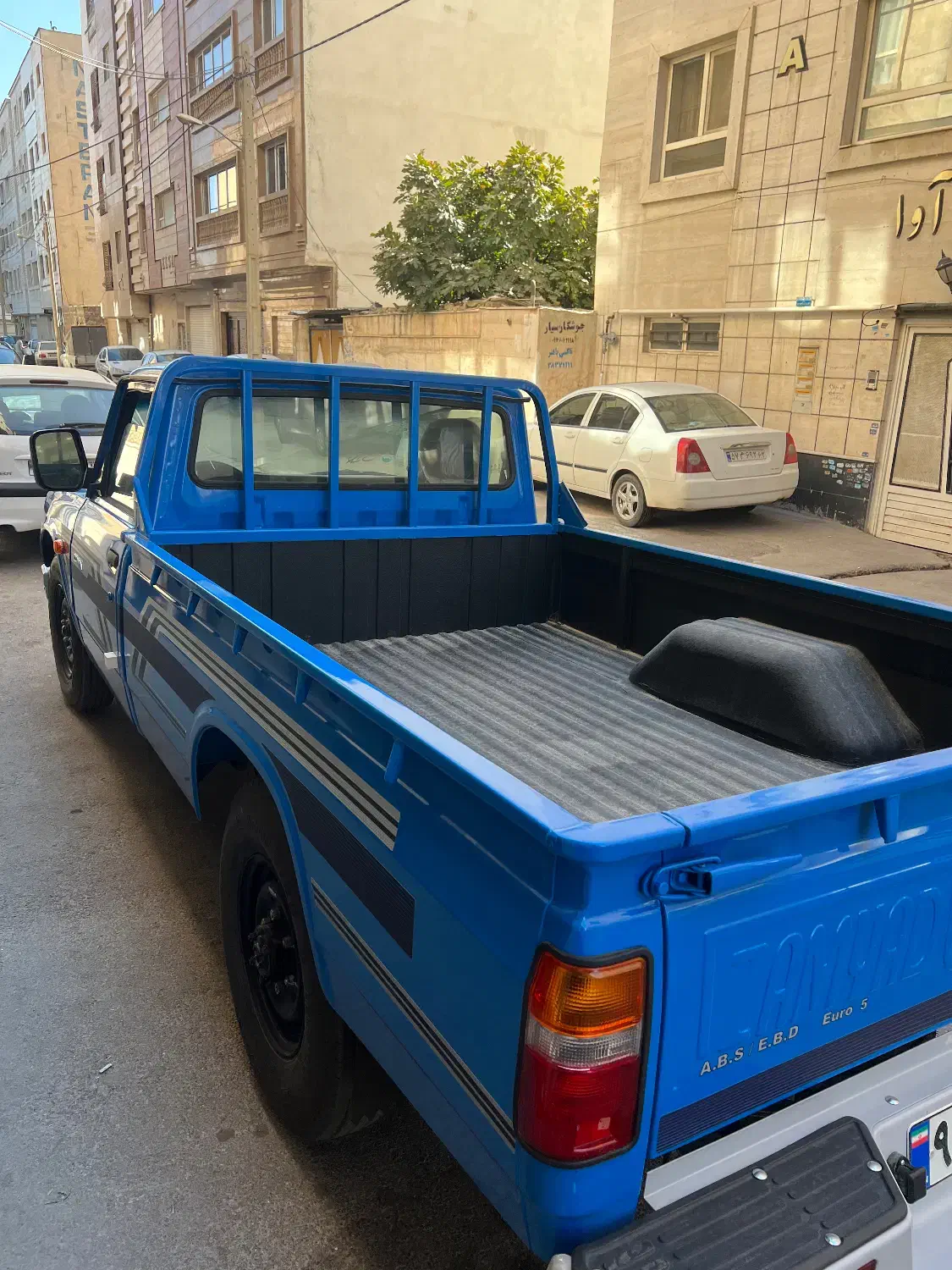 نیسان وانت بنزینی آپشنال رادیال ۱۴۰۴|خودرو سواری و وانت|شیراز, شاه قلی بیگی|دیوار