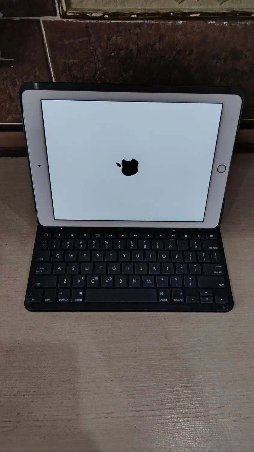 کیبرد ایپد اورجینال|لوازم جانبی موبایل و تبلت|تهران, نظام‌آباد|دیوار