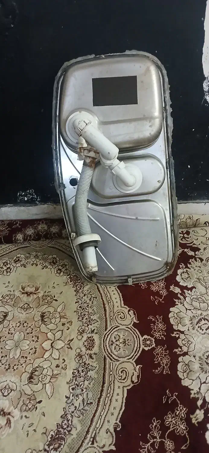 دو عدد سینک ظرفشویی|آبچکان و نظمدهنده ظروف|زاهدان, |دیوار