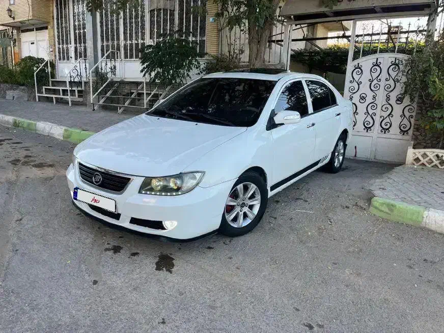 لیفان ۶۲۰ ۱۸۰۰ccجوان پسند|خودرو سواری و وانت|لنجان, |دیوار