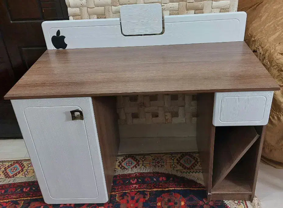 میز تحریر طرح اپل|میز تحریر و کامپیوتر|بروجرد, |دیوار