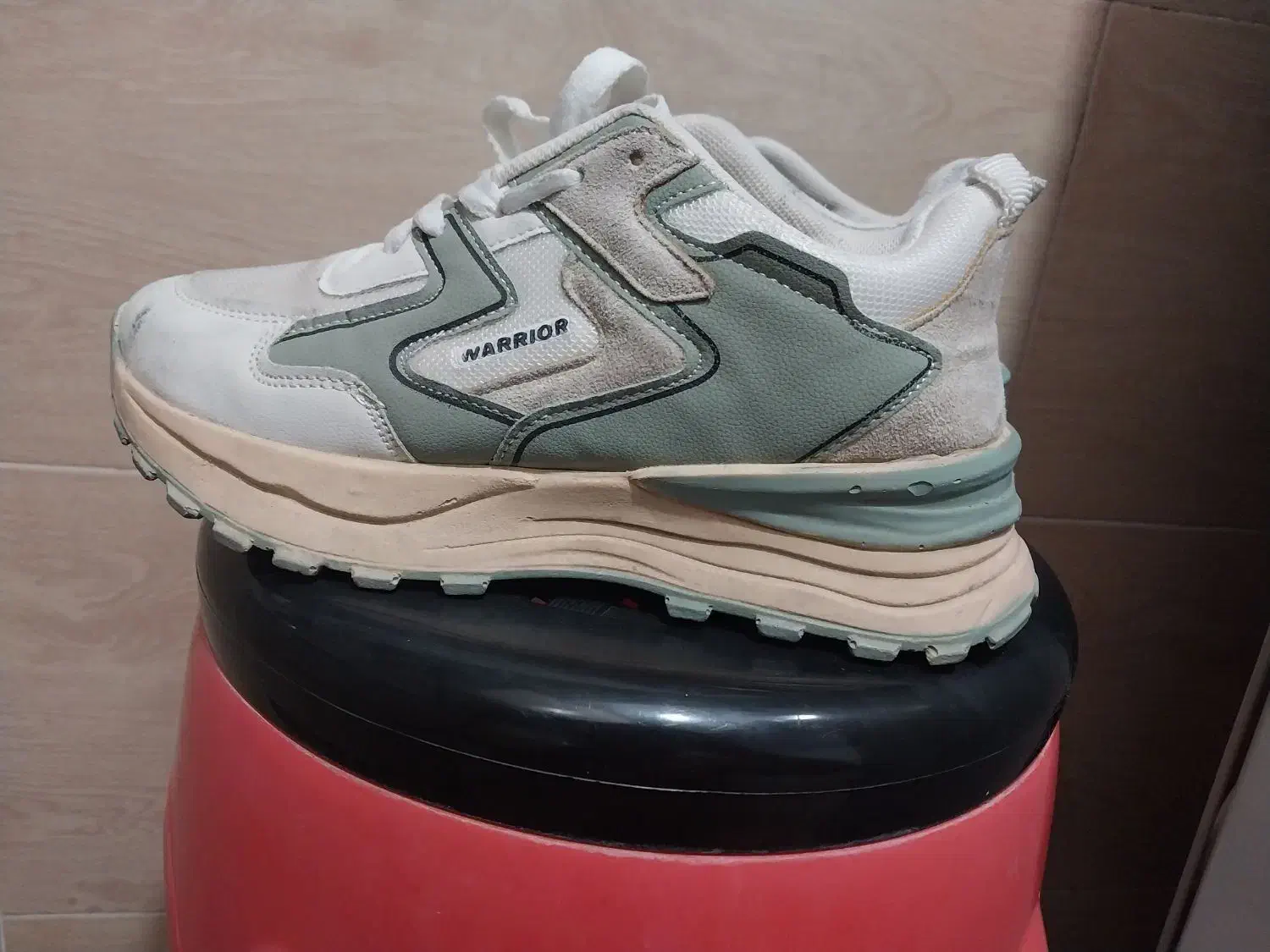 کفش اسپرت زنانه و دخترانه سایز37|کیف، کفش، کمربند|تهران, هاشمی|دیوار