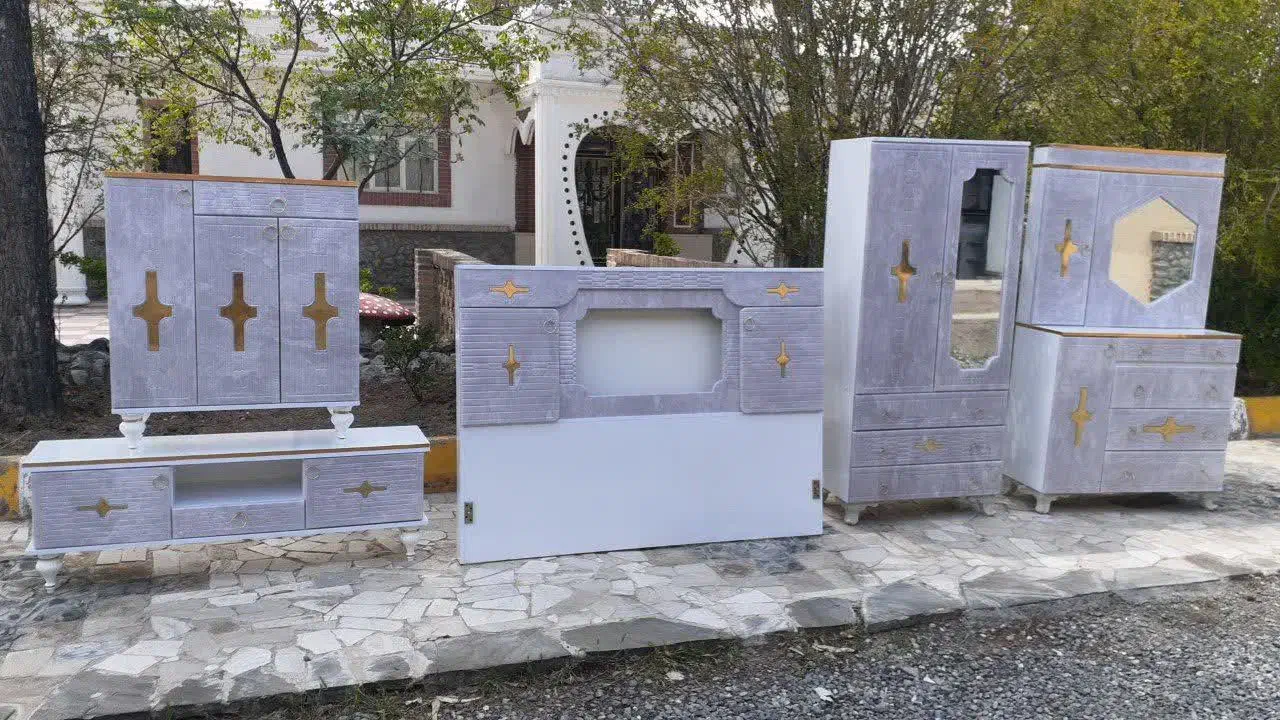 سرویس جهیزیه عروس|تخت و سرویس خواب|بیرجند, |دیوار