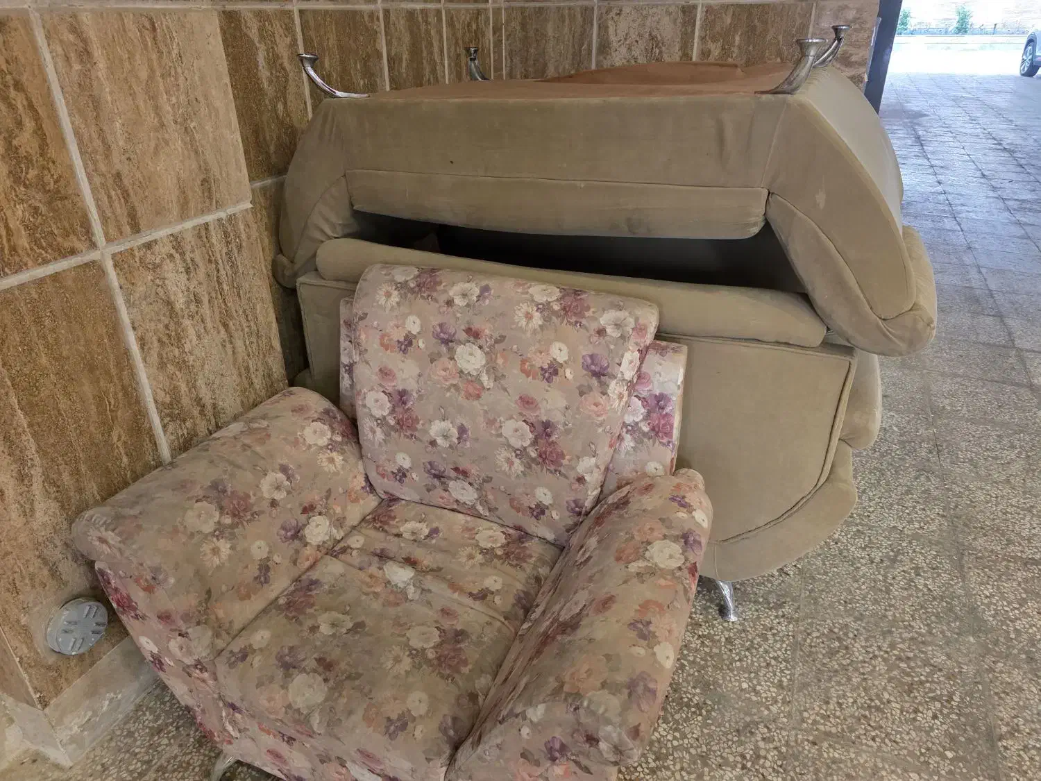 فروش مبل راحتی 6 نفره|مبلمان خانگی و میز عسلی|مشهد, رضاشهر|دیوار