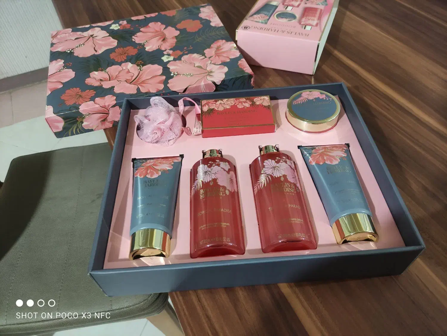 لوازم ارایشی|آرایشی، بهداشتی، درمانی|کرمان, |دیوار