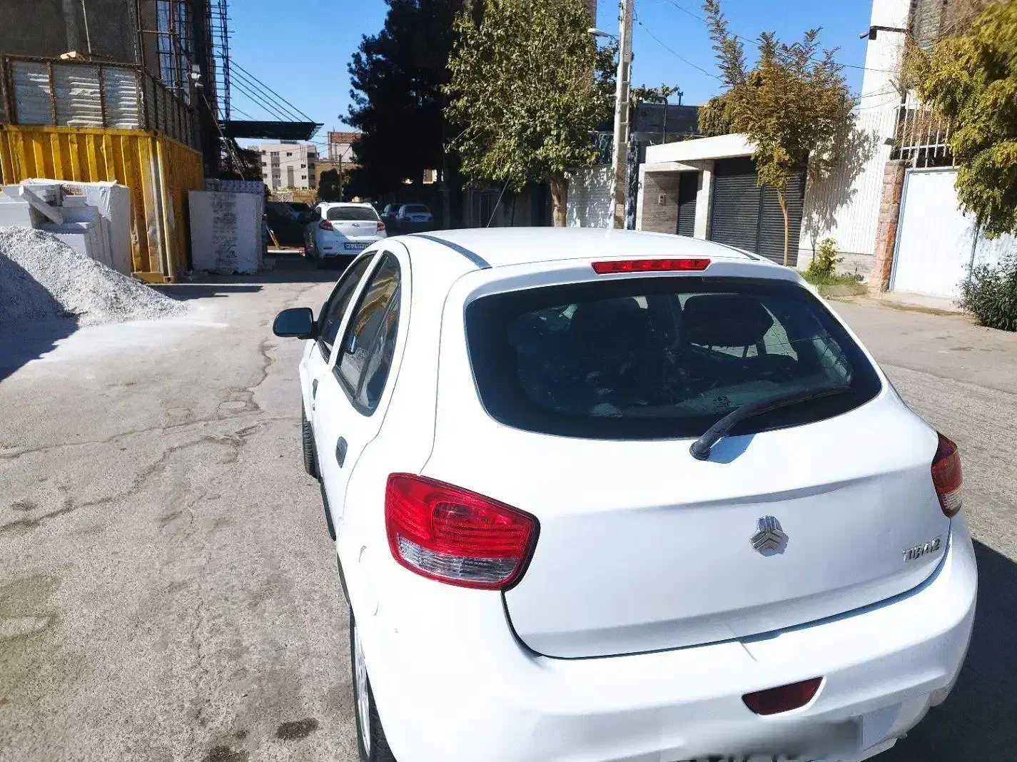 تیبا۲مدل ۹۷بارینگ تمیز|خودرو سواری و وانت|کرمان, |دیوار