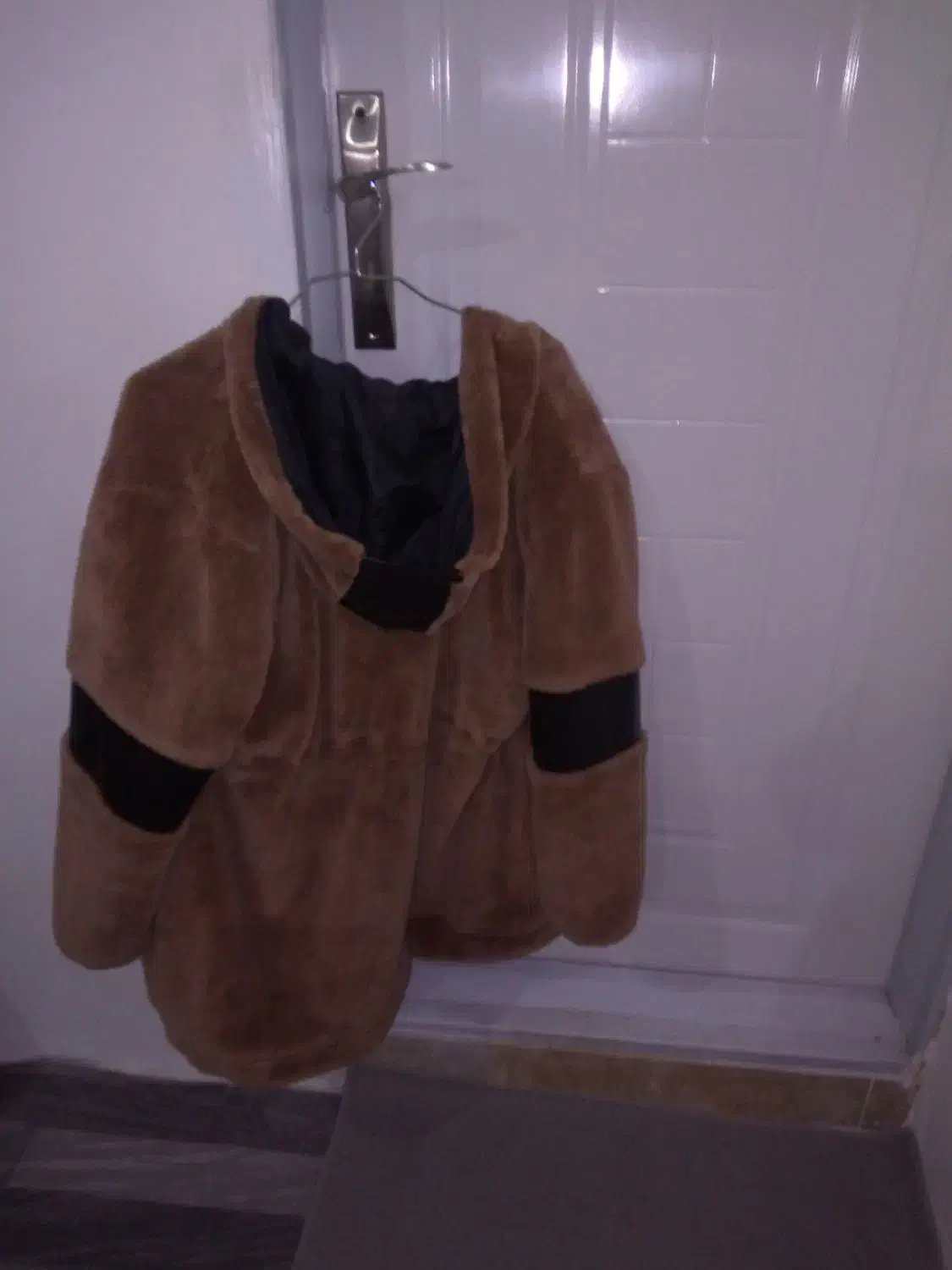 لباس|لباس|خوی, |دیوار