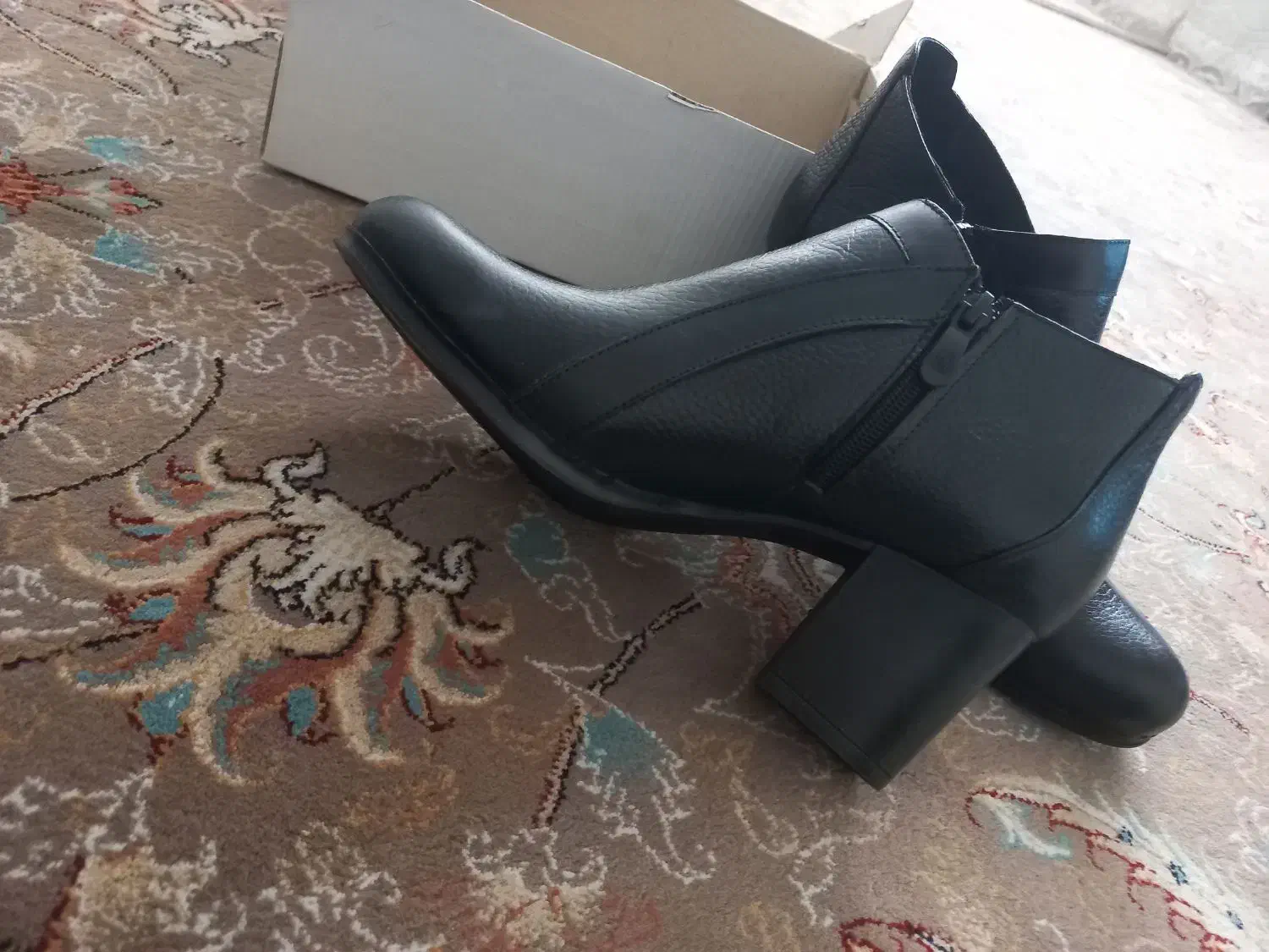 نیم بوت چرم|کیف، کفش، کمربند|کوهدشت, |دیوار