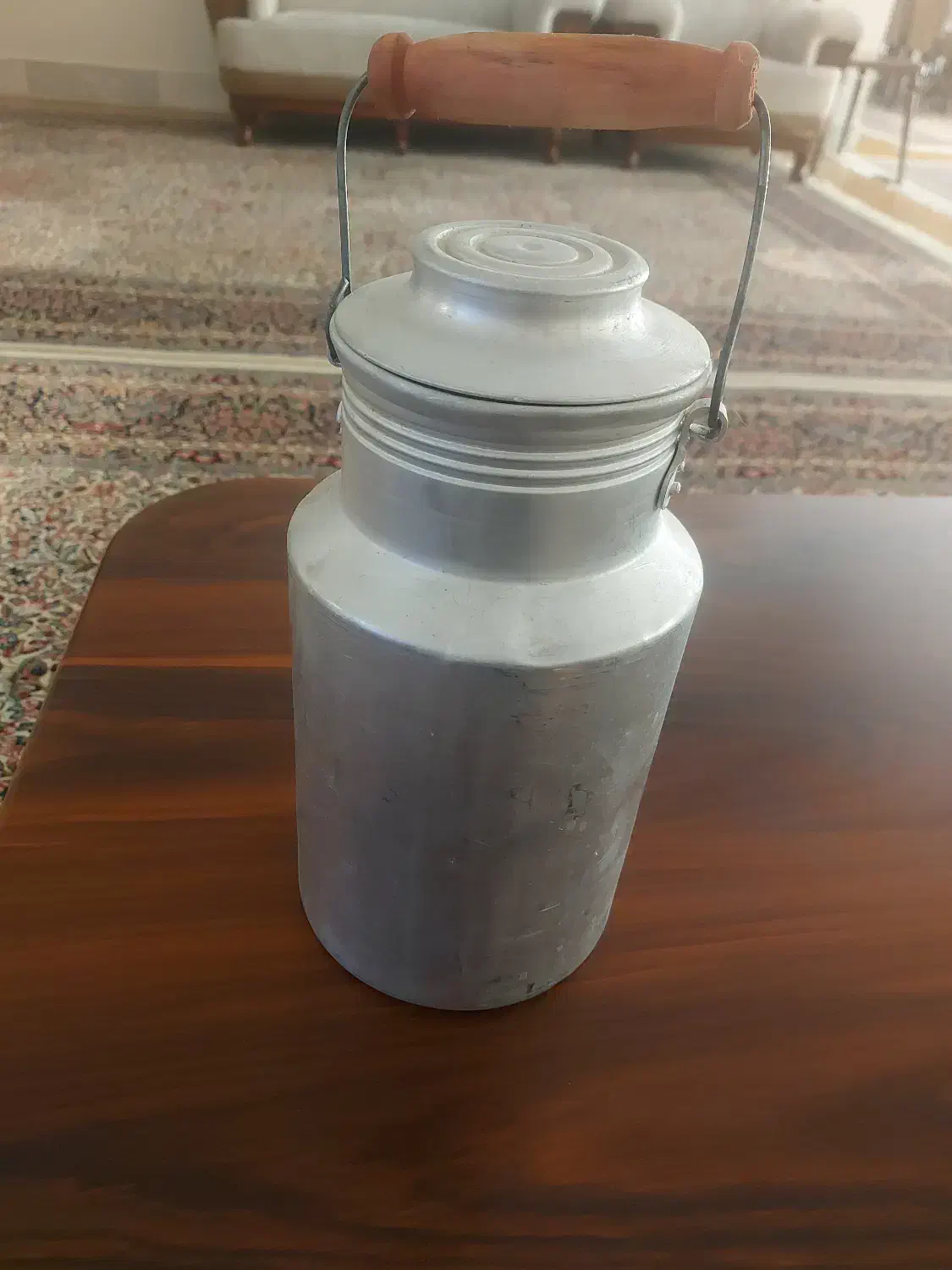 دبه .|ظروف نگهدارنده، پلاستیکی، یک‌بارمصرف|سیرجان, |دیوار