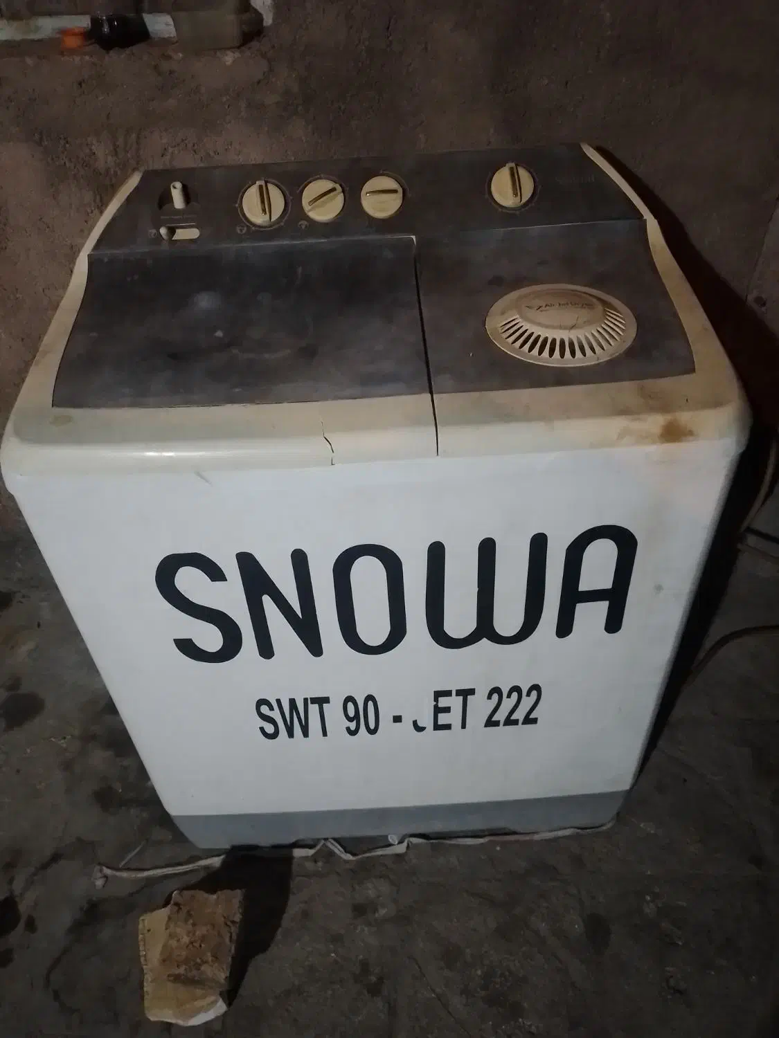 لباسشویی دوقلو اسنوا،۸گیلویی سالم|ماشین لباسشویی و خشککن لباس|گرمسار, |دیوار