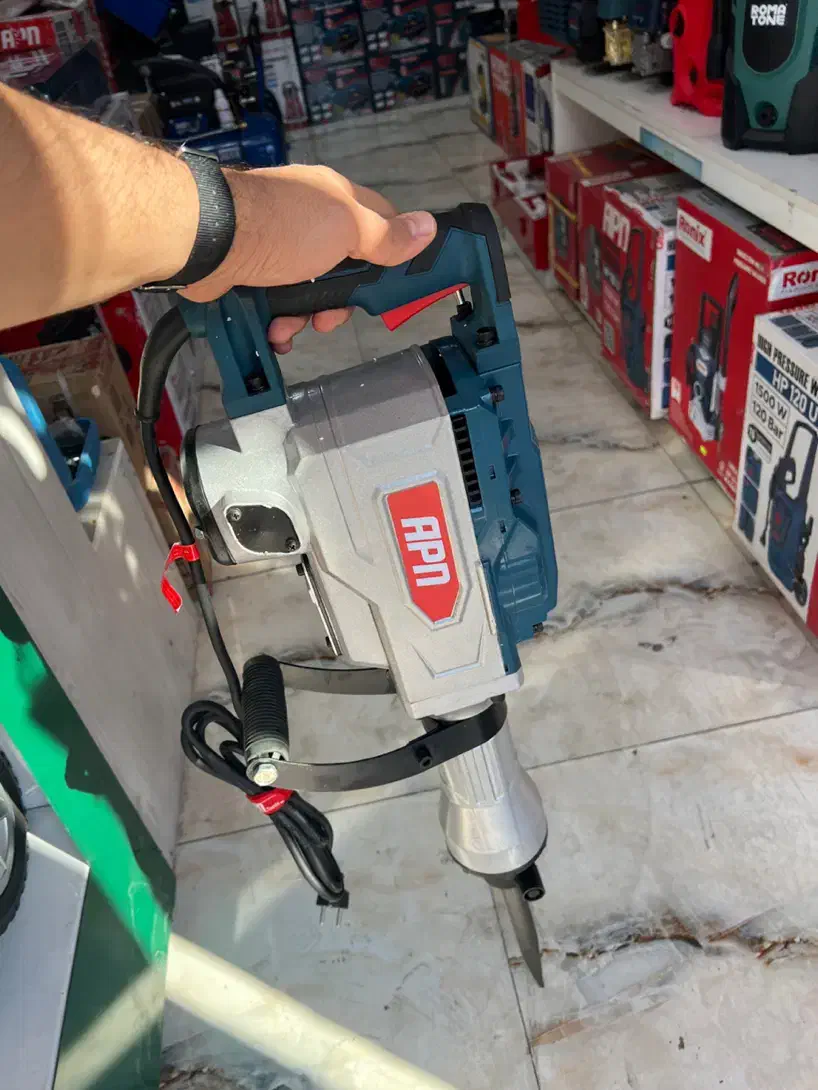 تخریب ۷ و ۱۷ کیلویی ای پی ان لکا پی ام ۲۰|ماشینآلات صنعتی|ارومیه, |دیوار