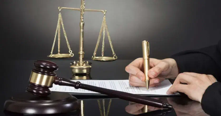 وکیل|خدمات مالی، حسابداری، بیمه|جهرم, |دیوار
