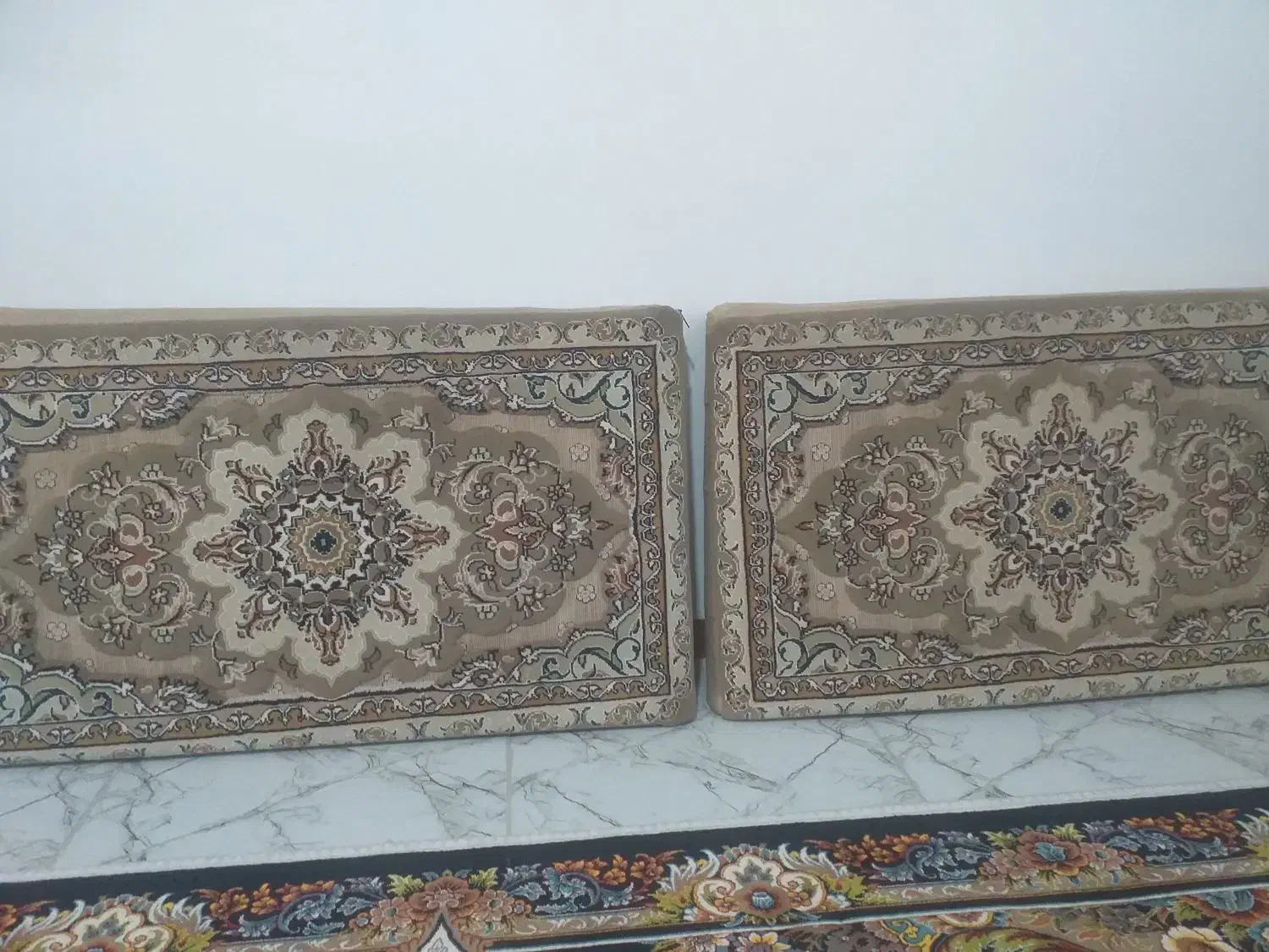 سلام ۶عدد پشتی در حد نو بدون پارگی|پشتی|کرمانشاه, |دیوار