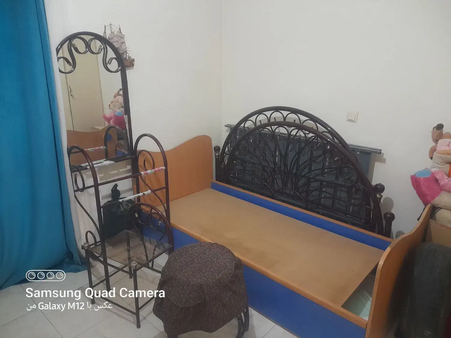 تخت|تخت و سرویس خواب|پرند, فاز ۵|دیوار