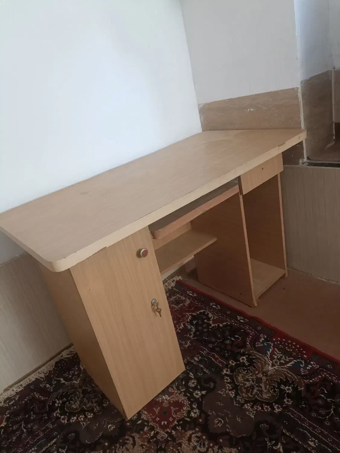 میز کامپیوتر|میز تحریر و کامپیوتر|بیرجند, |دیوار