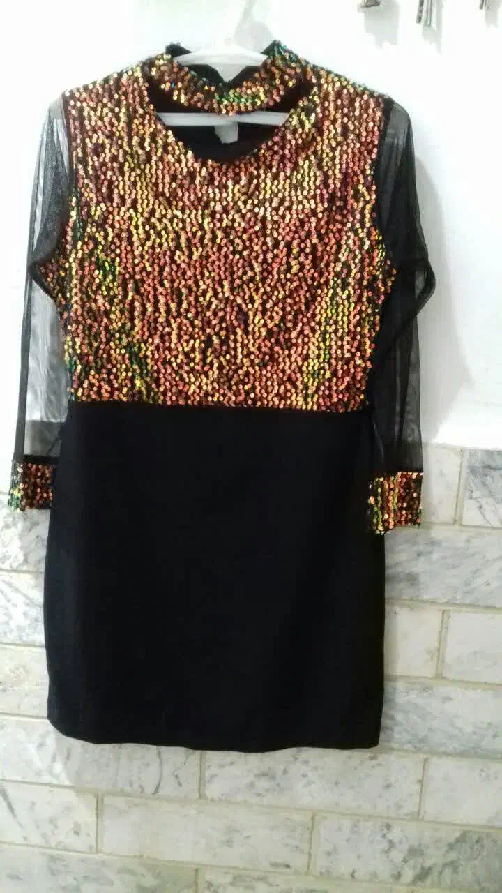 لباس مجلسی|لباس|بروجرد, |دیوار