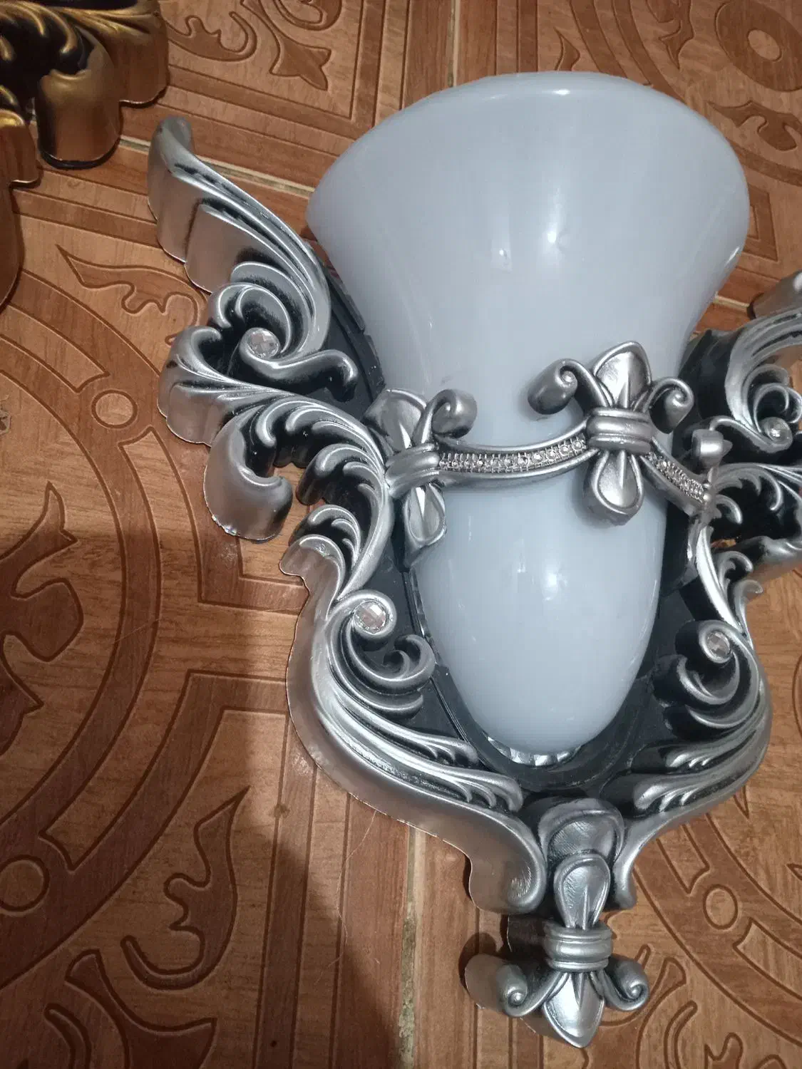 دو عدد چراغ خواب نو|چراغ خواب و آباژور|آباده, |دیوار