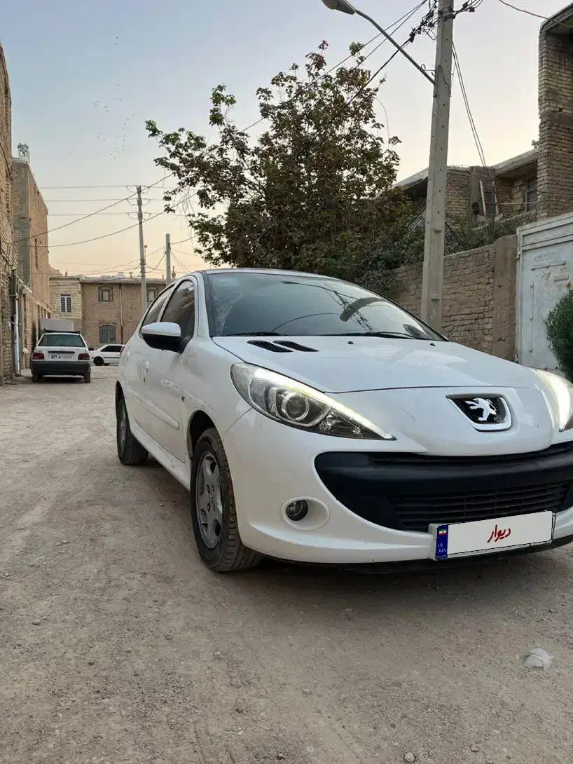 207 پانورما1401|خودرو سواری و وانت|شیراز, کرونی(خاتونک)|دیوار
