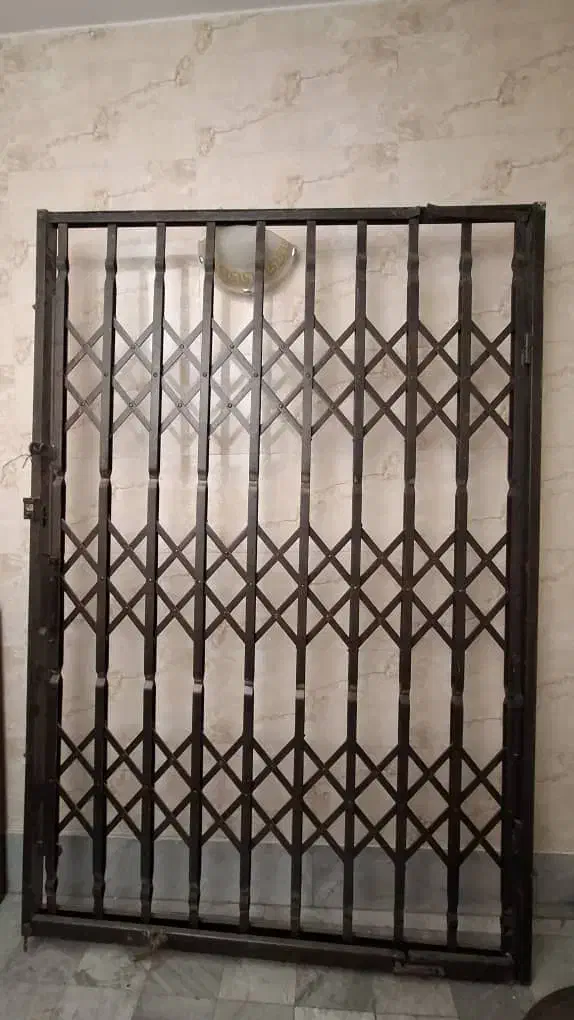 درب آکاردئونی ۲۰۵ در ۱۳۸|مصالح و تجهیزات ساختمان|تهران, ستارخان|دیوار