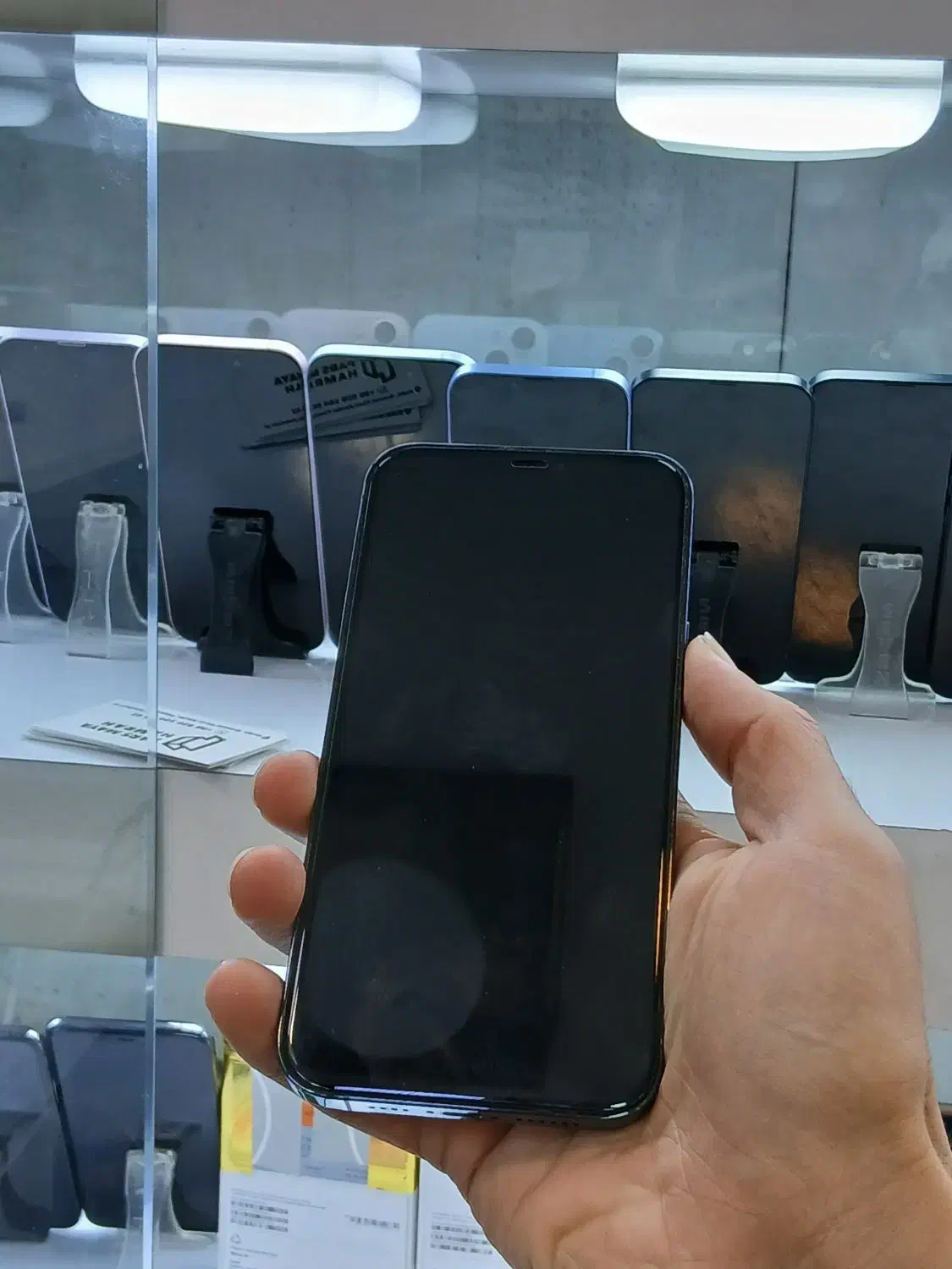 12پرومکس 256 zaa|موبایل|تهران, شیخ هادی|دیوار