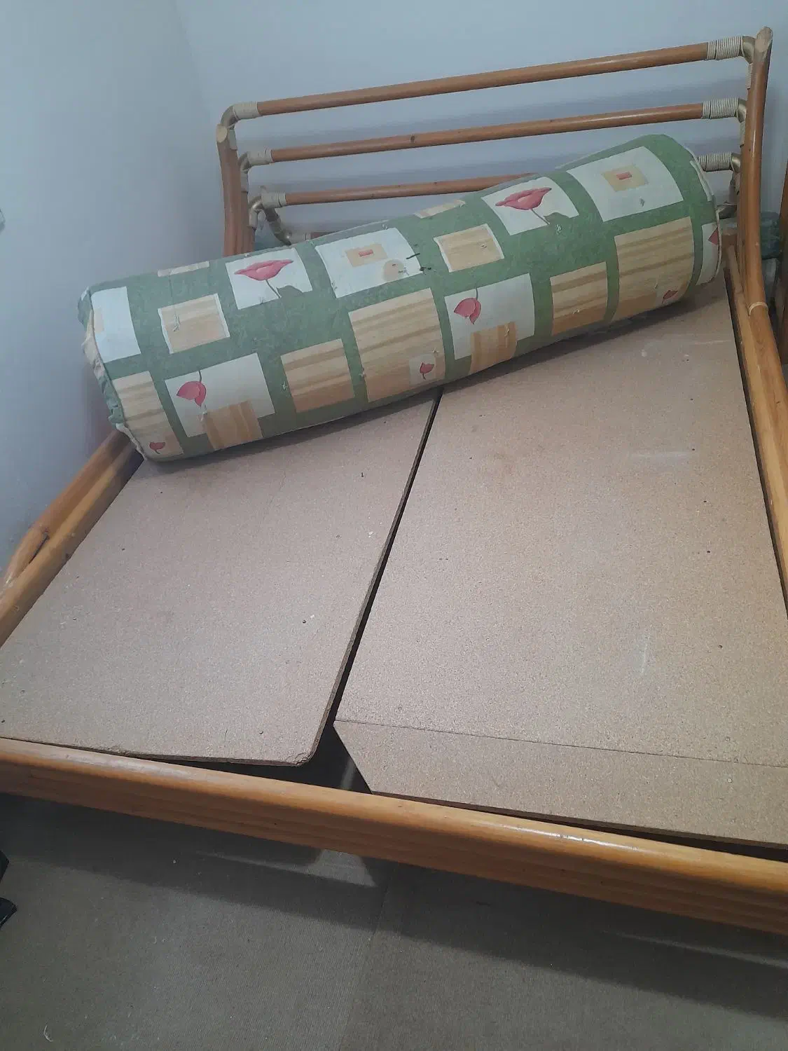 تخت دو نفره چوب بامبو|تخت و سرویس خواب|گرگان, |دیوار