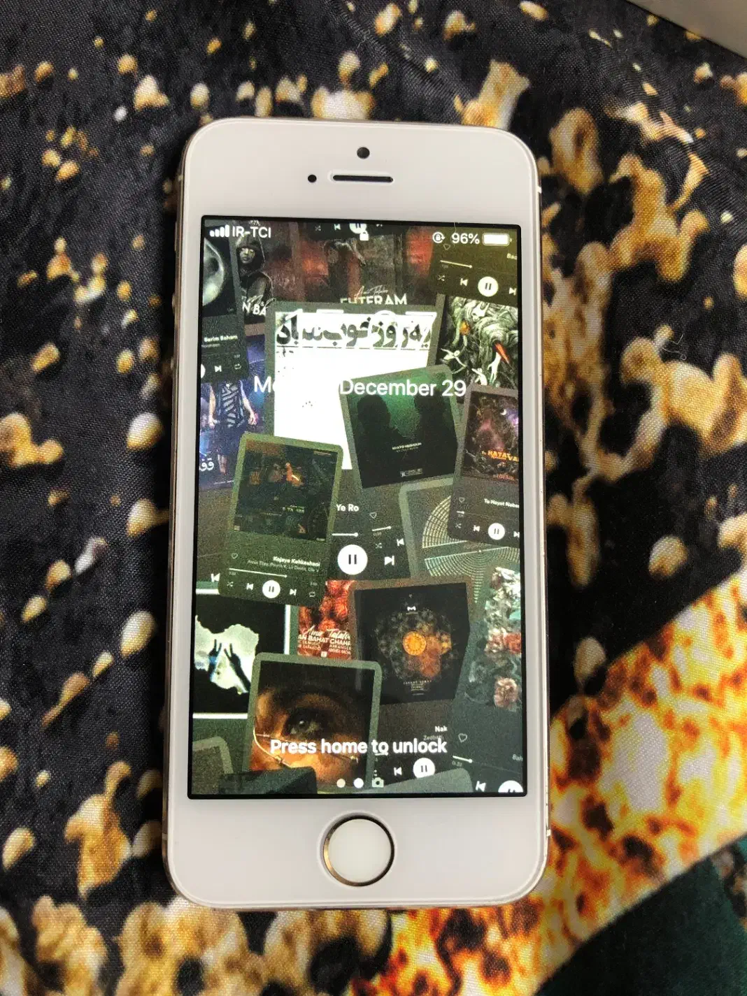 iphone 5s 16gb|موبایل|نیشابور, فردوس شمالی|دیوار