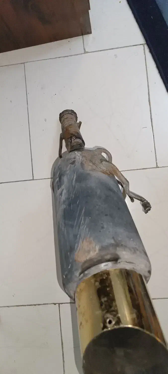 منبع  اگزوز هاوارد سالم|قطعات یدکی و لوازم جانبی|فردیس, شهرک راه آهن|دیوار