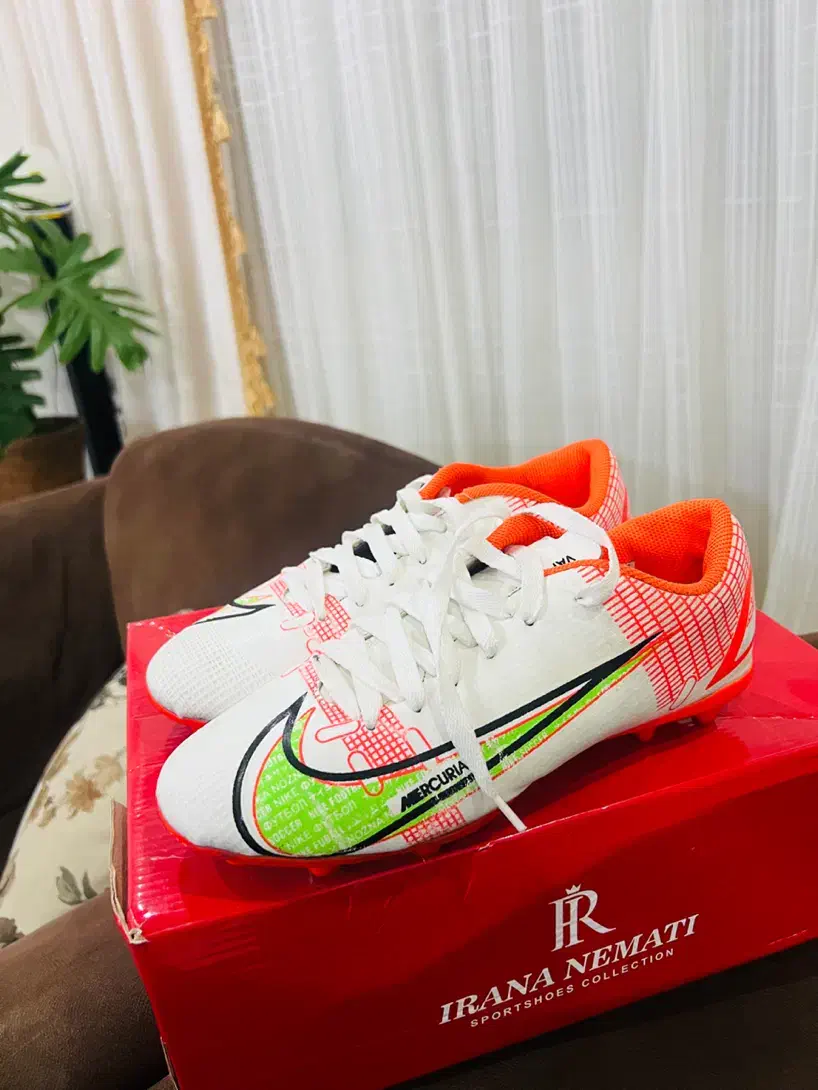 کتونی استوک مناسب چمن|کیف، کفش، کمربند|شهریار, شهرک شاهد|دیوار