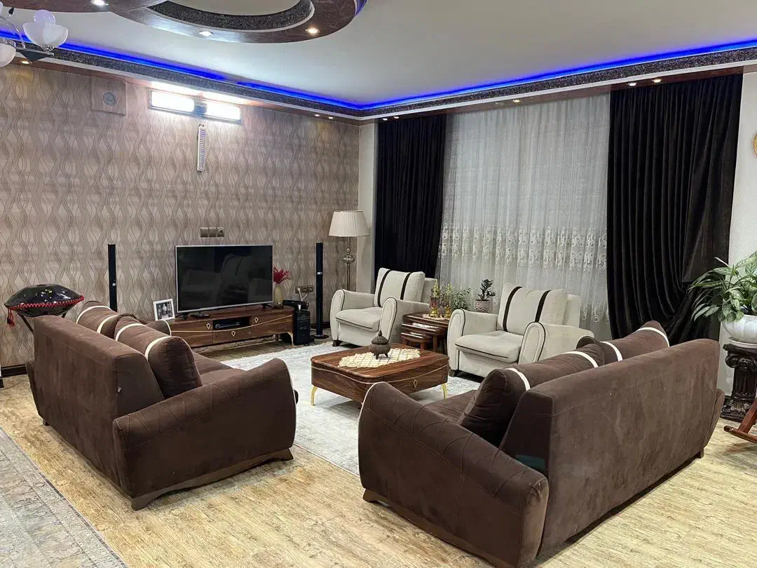 پرده کاملا سالم تر مخمل|پرده، رانر، رومیزی|شاهینشهر, فیض|دیوار