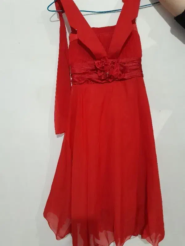 لباس مجلسی|لباس|نوشین شهر, |دیوار