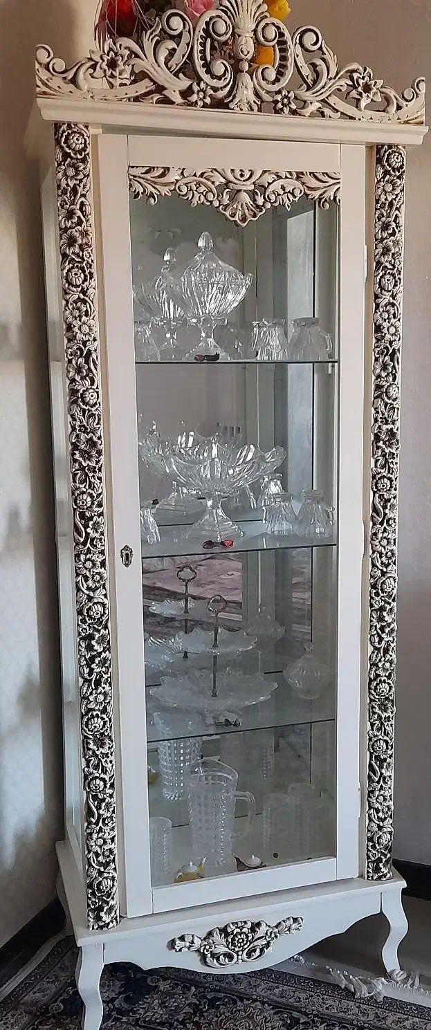 میزال سی دی،ویترین،آیینه وچراغ|بوفه، ویترین، کنسول|کاشان, شهرک خاتم الانبیا (مسکن ملی کاشان)|دیوار