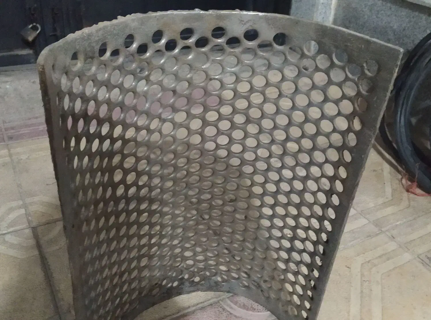 توری دستگاه آسیاب سبدو کابل 14 16|ماشین‌آلات صنعتی|همدان, |دیوار