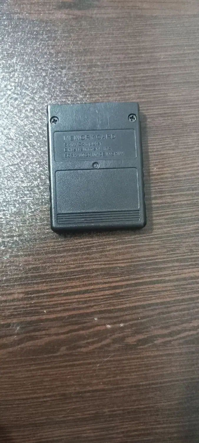 مموری|کنسول، بازی ویدئویی و آنلاین|پره‌سر, |دیوار